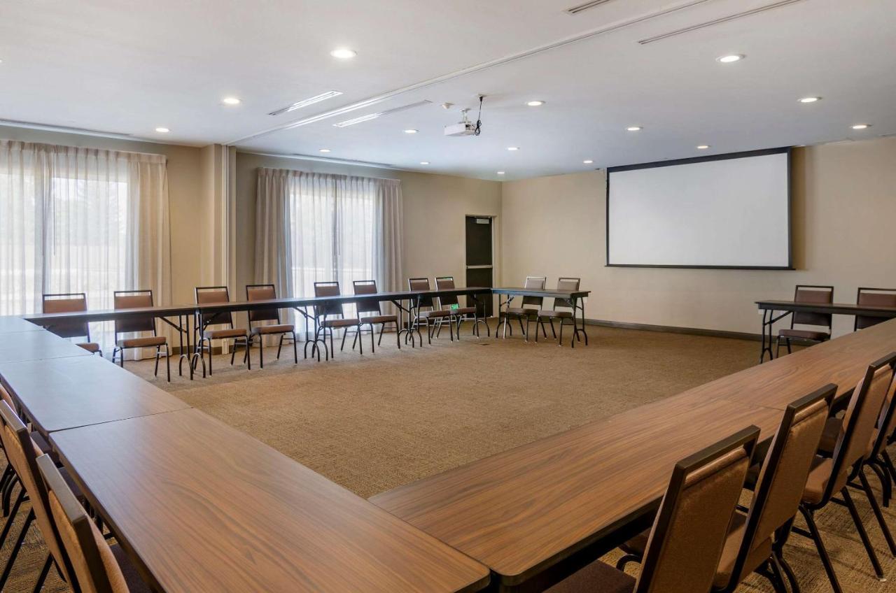 Sleep Inn & Suites Great Falls Airport Экстерьер фото